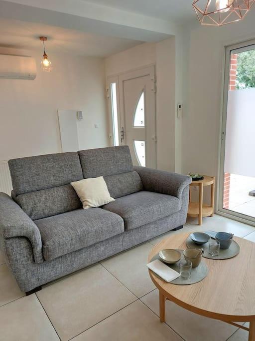 Apartment T3 Climatise, Parking Et Jardin Quartier Des Marots A